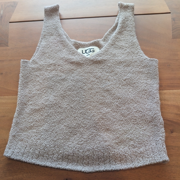 UGG Tops - UGG Women's Tan Sleeveless Top